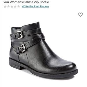 COPY - Like New Black Booties! Size 6W